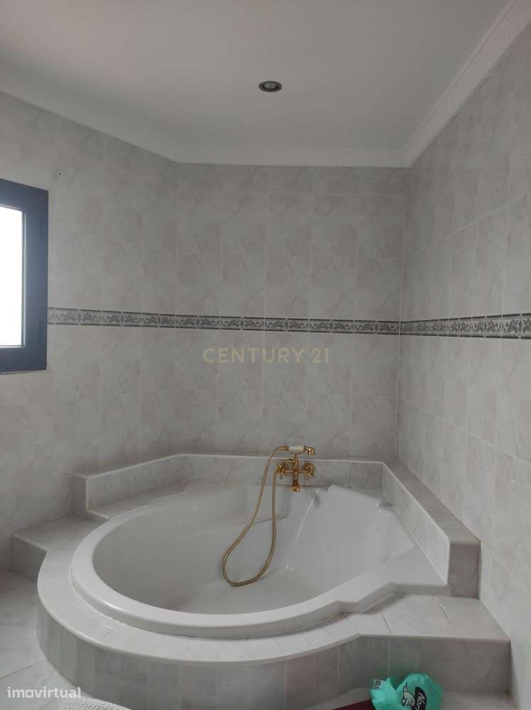 Moradia em Lagoa Parada - Santiago da Guarda - Ansião-4