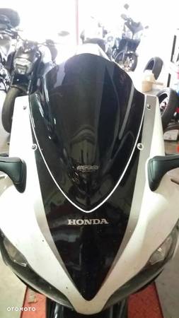 Honda CBR - 6