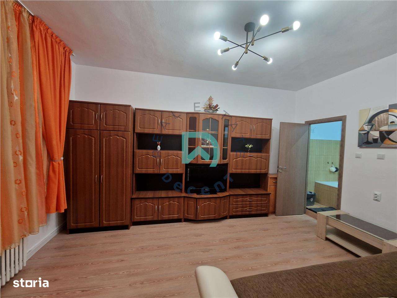 Apartament 2 camere, Tractorul, Brasov - Imagine principală: 3/10