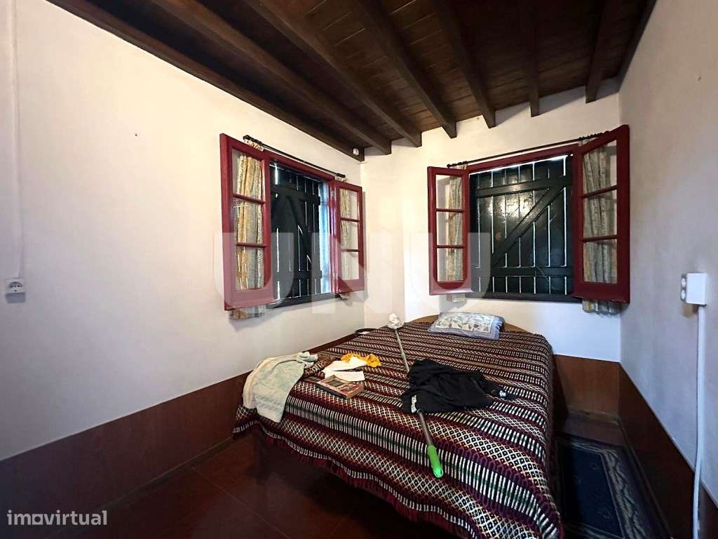 Moradia V1, Lomba da Fazenda em Nordeste - Grande imagem: 3/29