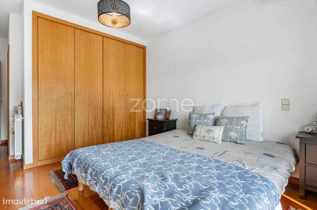 Moradia T4 com Suíte em Dume-21