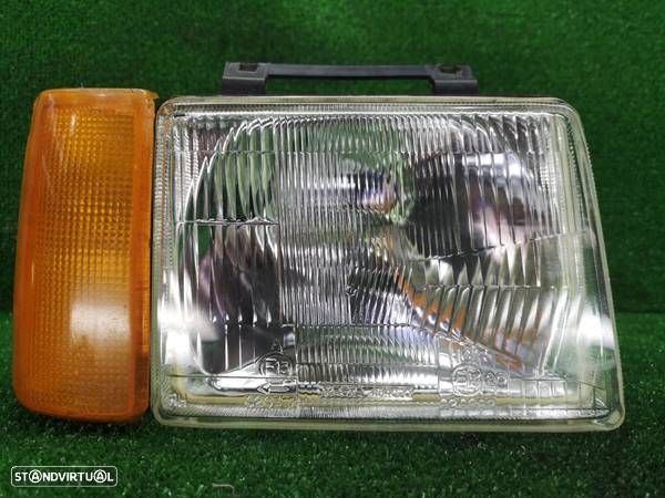 Optica Farol Direita Drt Opel Corsa A Tr (S83) - 1