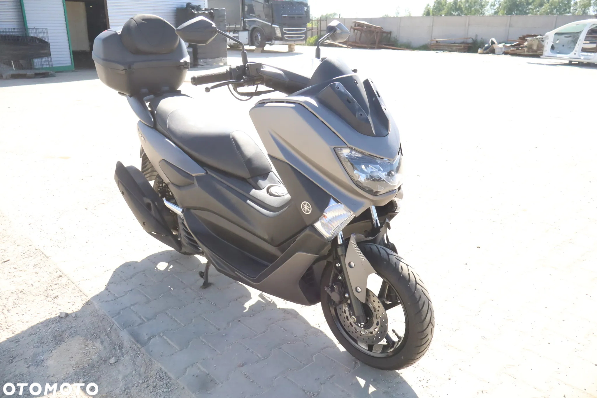 Yamaha NMAX - 3