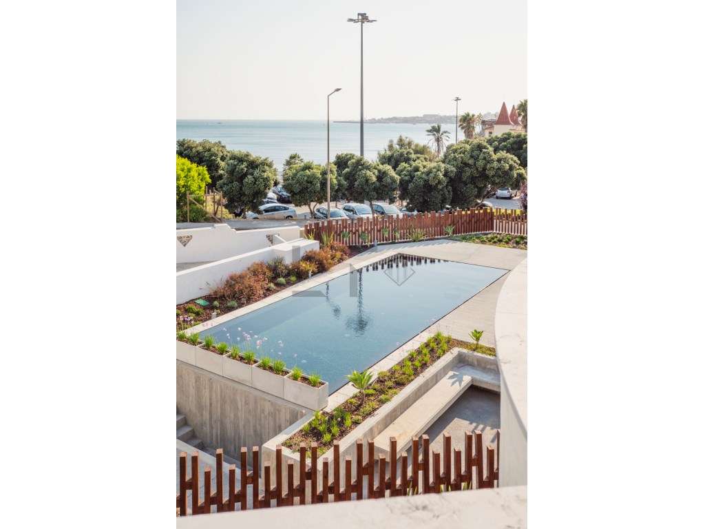 Apartamento T5 com Vista Mar, junto à Praia da Poça, para Venda no ... - Grande imagem: 4/60
