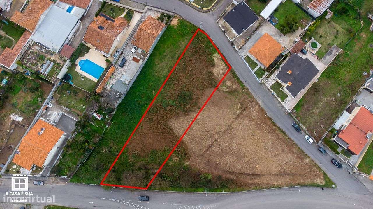 Terreno com 1.300 m2 em Nogueira da Regedoura, S.M. Feira - Grande imagem: 4/14