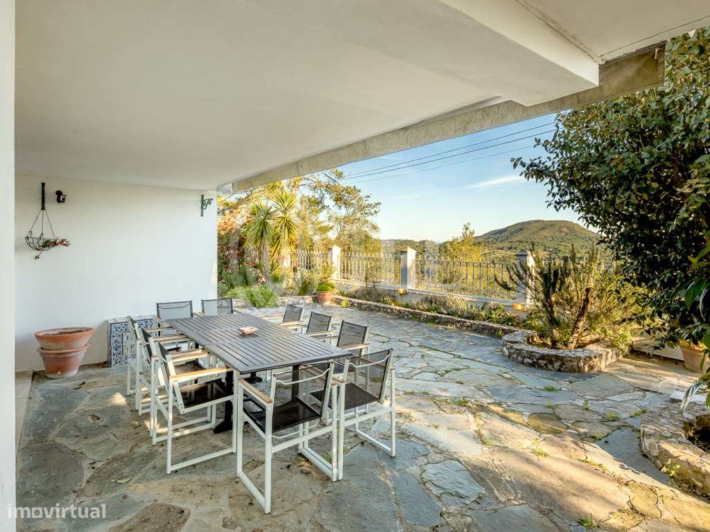 Moradia T7, com piscina e jardim, em Azeitão, Setúbal - Grande imagem: 5/46