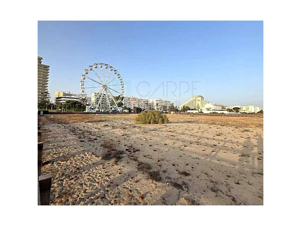 Apartamento T2 com terraço e garagem no centro de Monte Gordo, Alga... - Grande imagem: 3/22