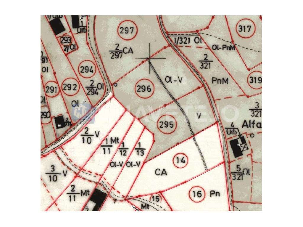 Um terço de um Terreno Rústico com 4 640m2. - Grande imagem: 2/2