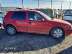 Dezmembrari/Dezmembrez Volkswagen Golf 4 - 3