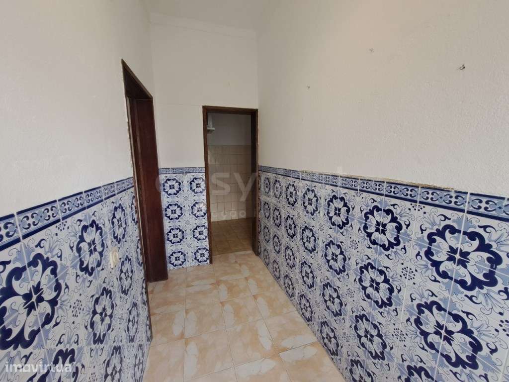 Moradia em Banda na Freguesia de Salvador e Santa Maria da Feira - Grande imagem: 2/14