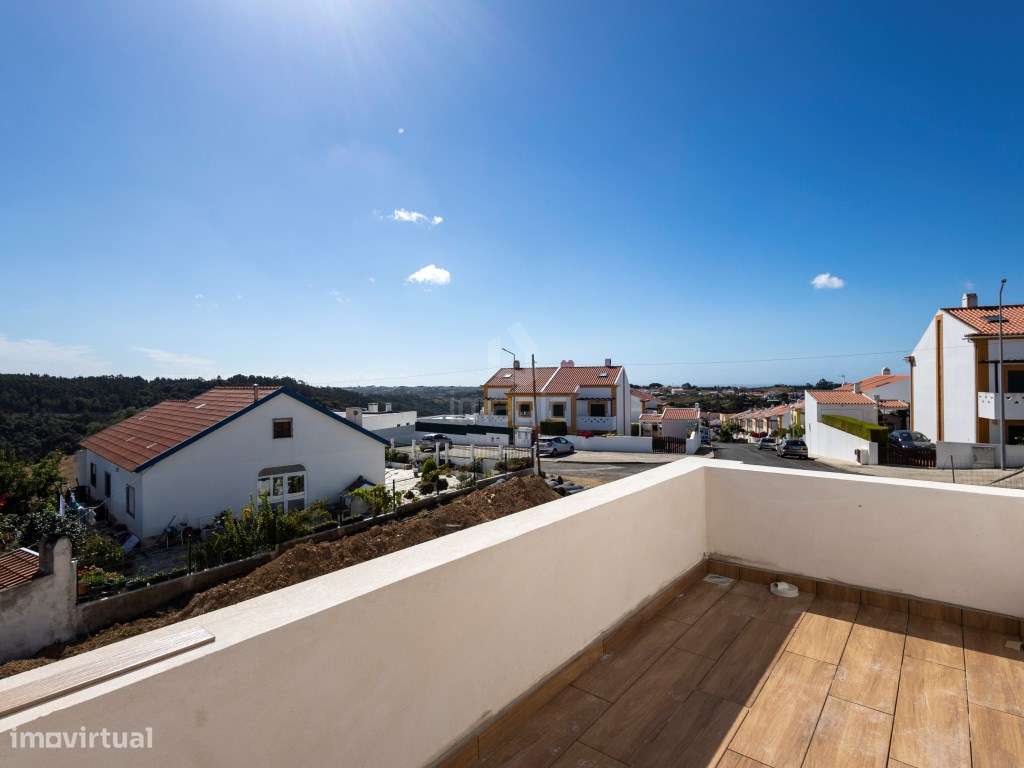 Moradia T4 nova com piscina e de Design moderno, em Mafra.-26