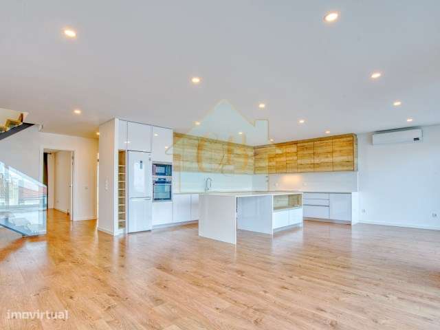 Moradia T4 no Varatojo – Torres Vedras | Terraço panorâmico e garagem-8