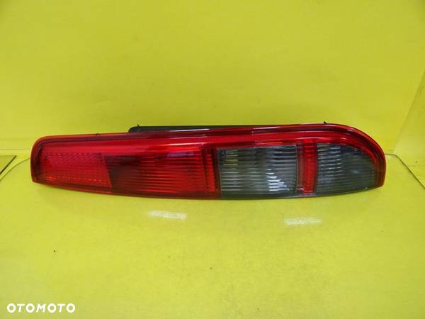 LAMPA PRAWY TYŁ FORD FOCUS MK2 04-07 NR196 - 1