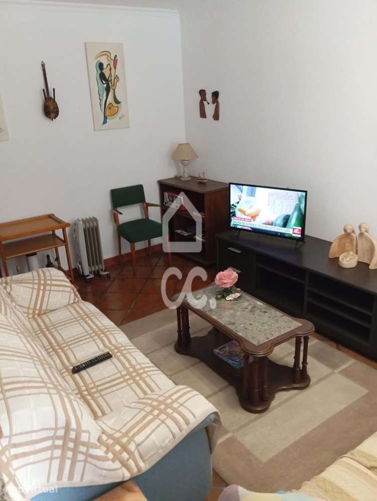 Moradia em Pedra com Jardim e Vista de Campo-6