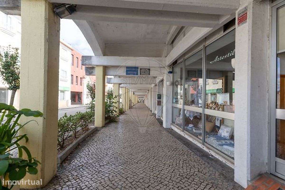 Loja  para arrendamento - Grande imagem: 3/29