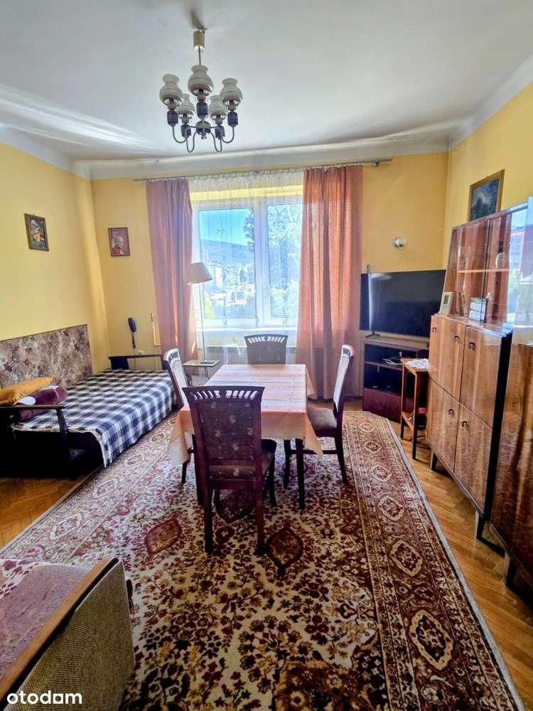 Piękny Dworek przy Rynku - Pełny obrazek: 4/8