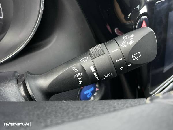Toyota Auris 1.8 HSD Exclusive - 23