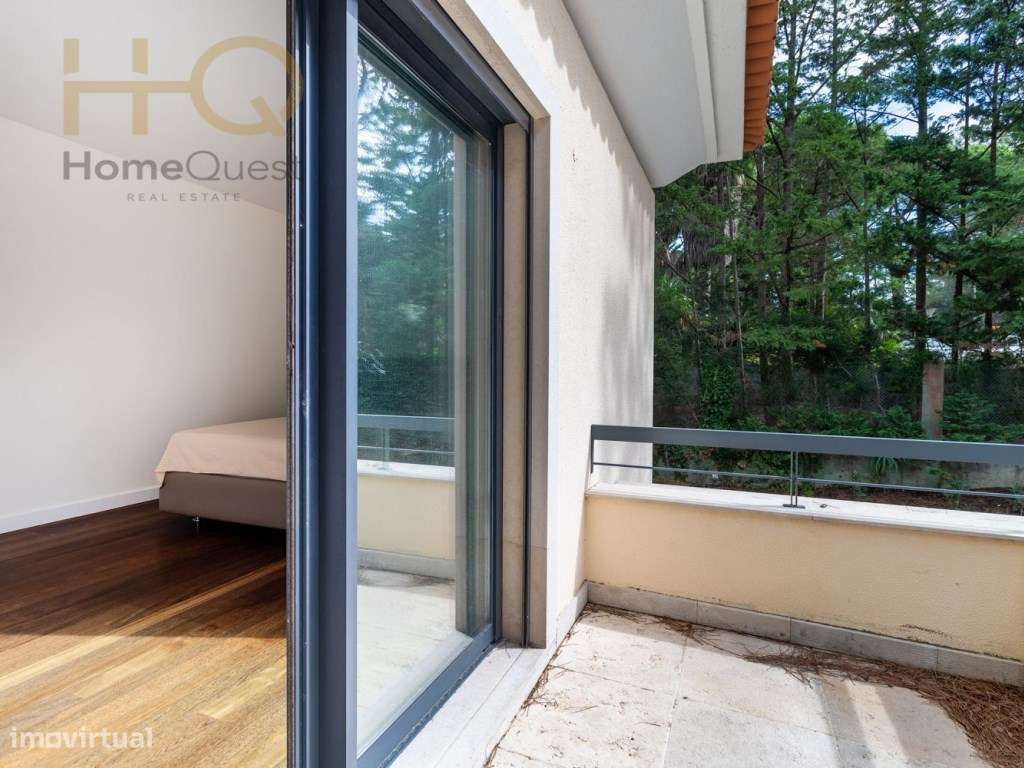 Moradia T4+2 Bairro da Martinha-36