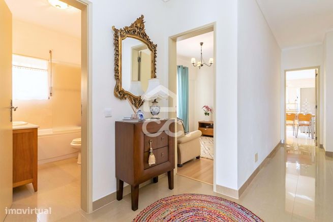 Moradia Isolada T8 em terreno de 1000 m2 em Belverde-20