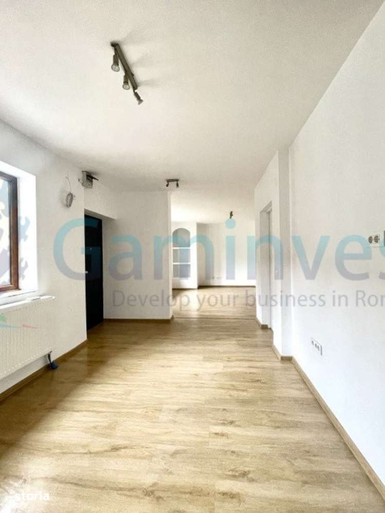 Casa de vanzare pe strada Primariei, Oradea | Gaminvest V4198 - Imagine principală: 4/13