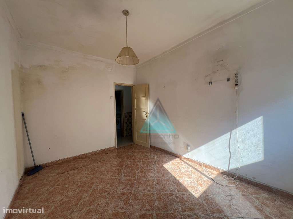 Apartamento T2 Paivas Velhas 1º andar-18