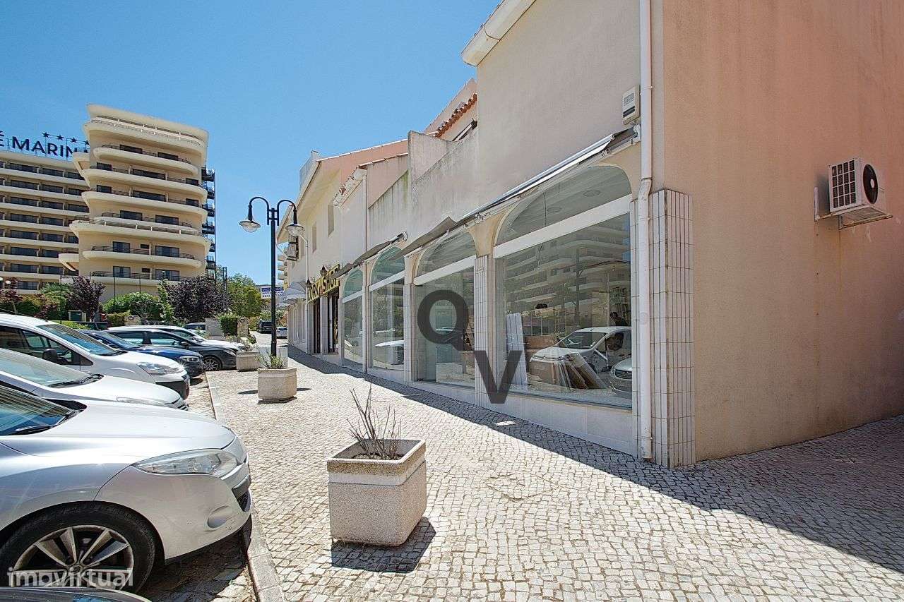 Loja sita na Marina de Vilamoura-3