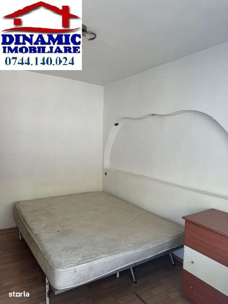 2 cam, decomandat, la S-uri, B-dul Traian, 47.000 eur - Imagine principală: 4/7