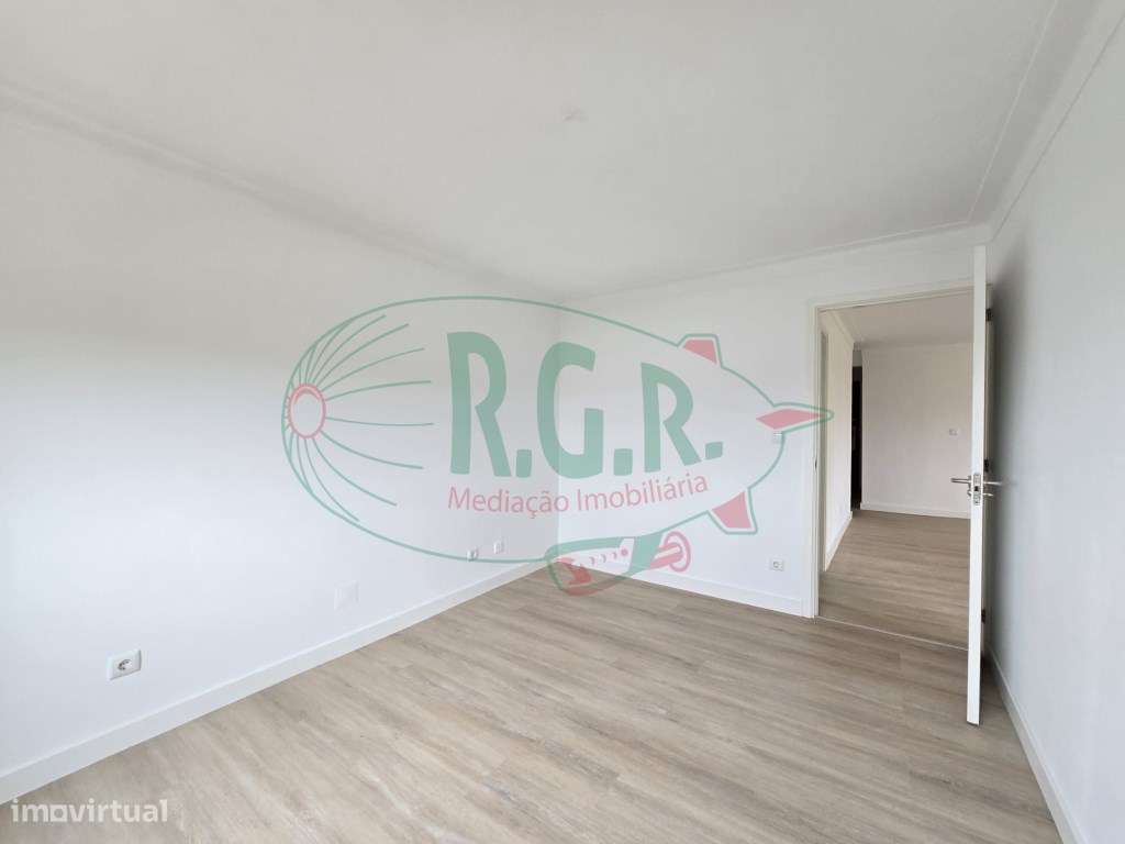 APARTAMENTO T2 - A 2 km Estação RIO TINTO-12