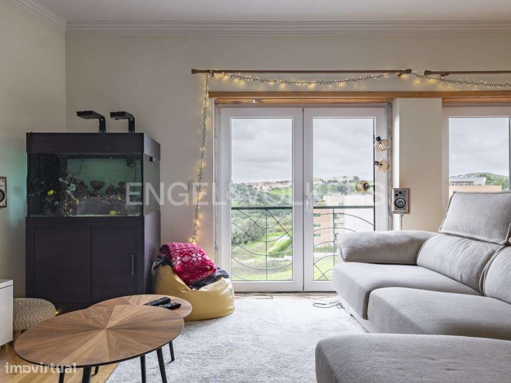 T3 em Condomínio Privado com Piscina e Ginásio em Carnaxide - Grande imagem: 3/29