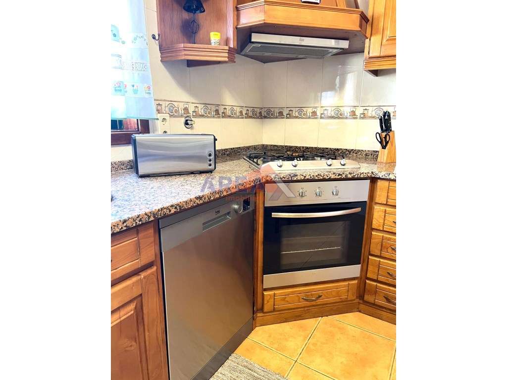 Moradia Geminada T3 em Vila de Cucujães-16