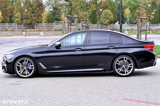 BMW Seria 5 M550i xDrive sport - 7