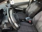 Mazda 2 1.3 Exclusive - 12