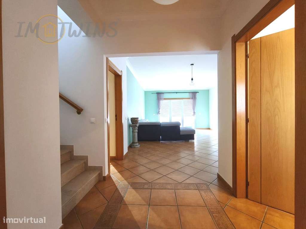 Arrenda-se Moradia geminada - Bemposta - Alvor - Grande imagem: 4/22