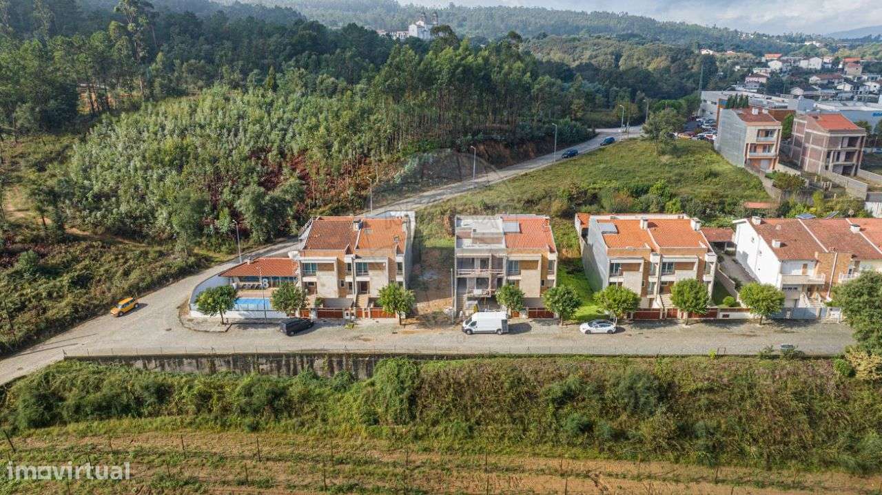 Lote de terreno em Parada de Tibães,Braga - Grande imagem: 3/13