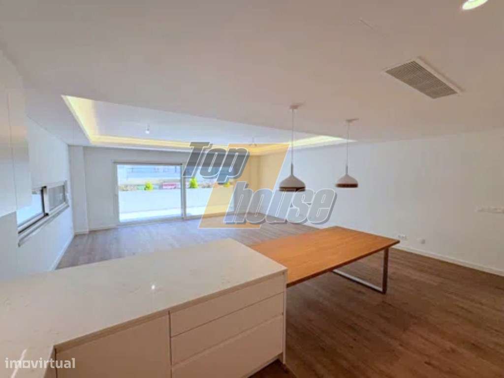 Moradia Isolda T4+1 Almada - Grande imagem: 2/33