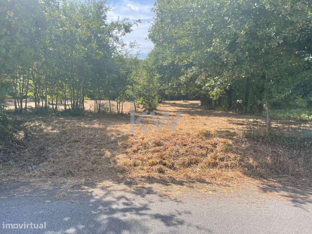 TERRENO DESTINADO À CONSTRUÇÃO  “habitação unifamiliar”. - Grande imagem: 4/13