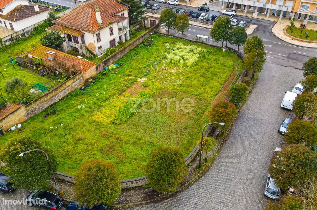 Terreno construção 4 moradias