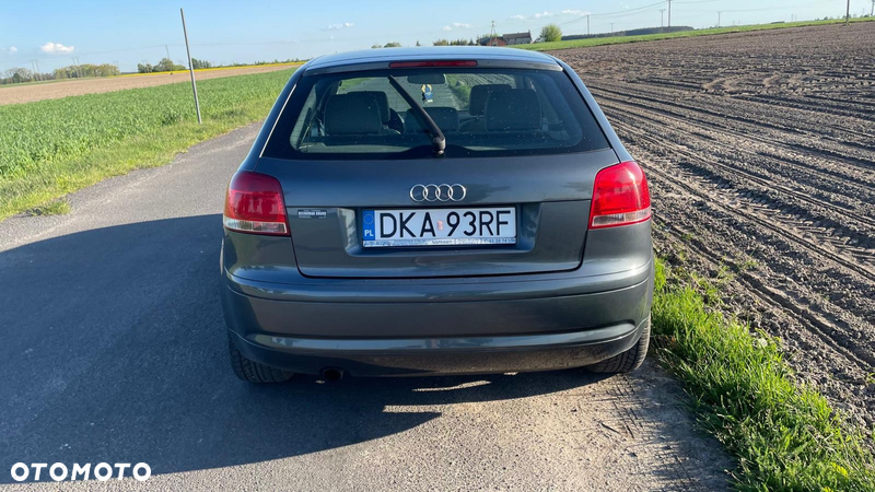 Audi A3 1.6 Ambiente - 7