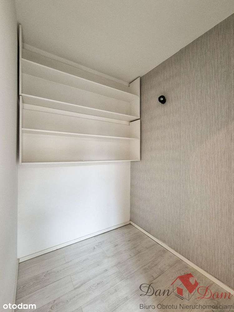 Kawalerka na parterze w centrum - Pełny obrazek: 5/10