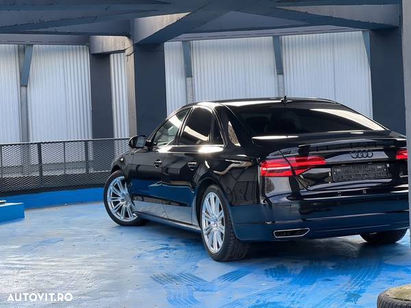 Audi A8 3.0 TDI DPF clean diesel quattro tiptronic - 28