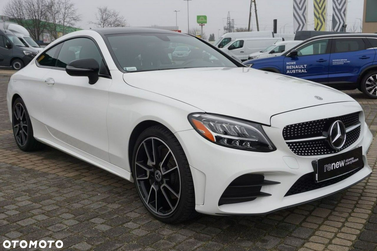 Mercedes-Benz Klasa C 300 Coupe 9G-TRONIC - 3