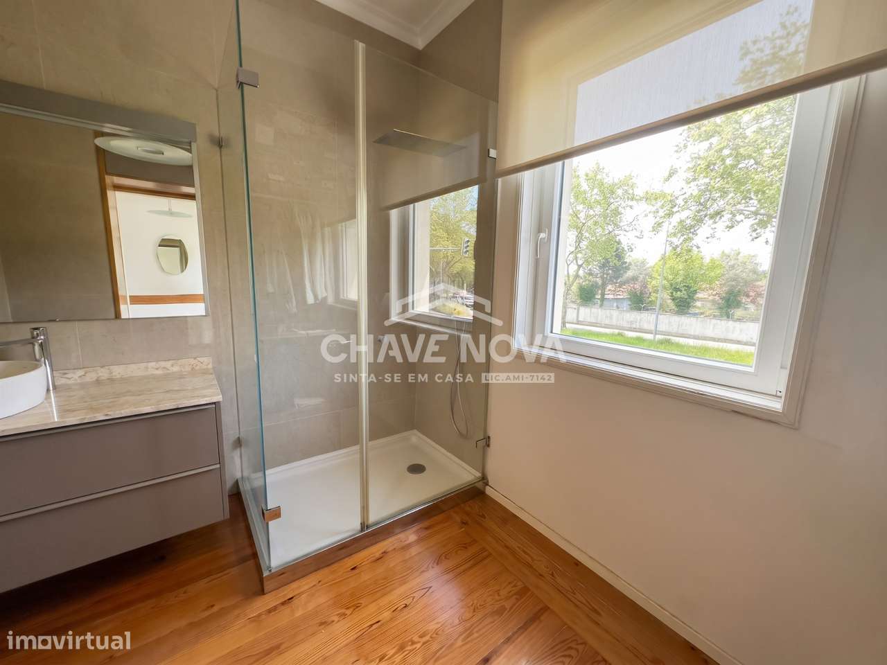 Moradia Geminada V2+1 c/ Logradouro na Senhora da Hora-23