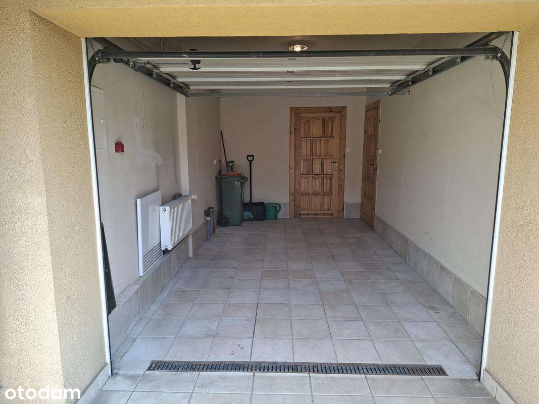 Skrajny szeregowiec/Strzeszyn ul. Plauta-18