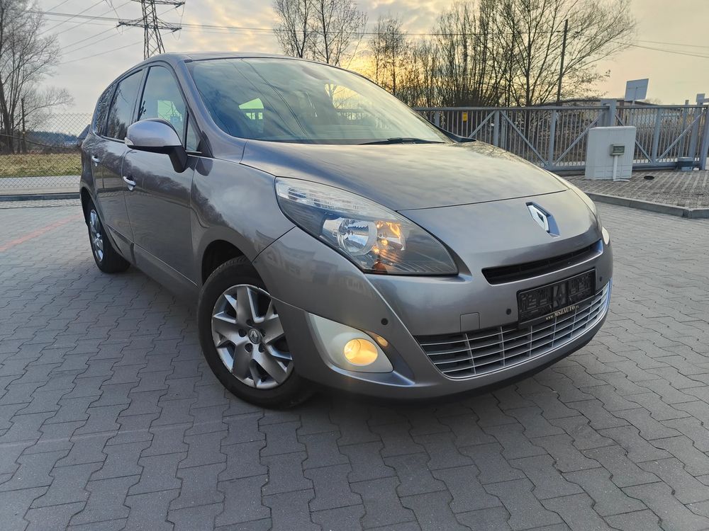 Renault Scenic III Energy dCi 110 Start & Stop Dynamique 2011
