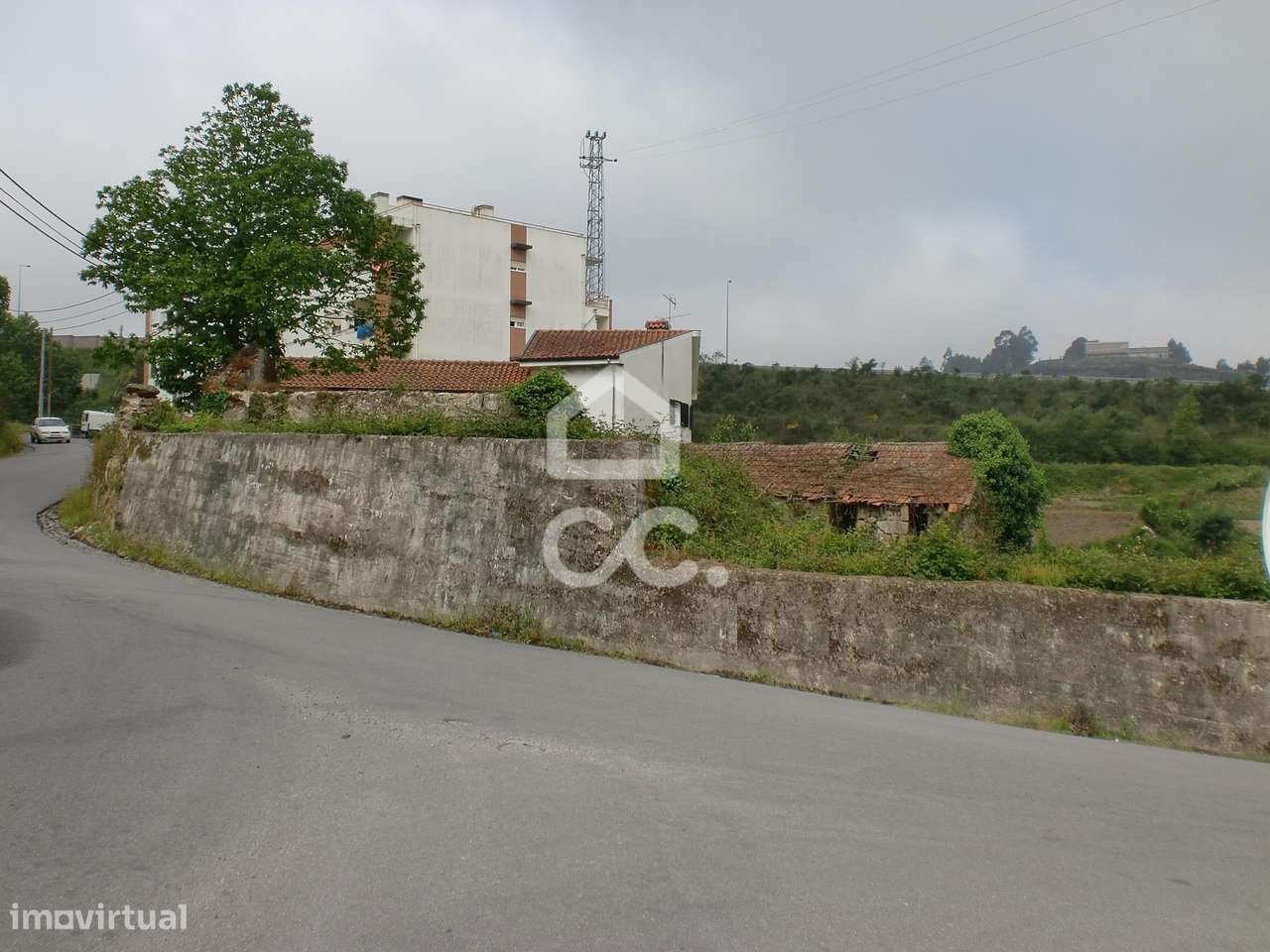 Casa Para Restauro, Figueiras, Lousada - Grande imagem: 2/24
