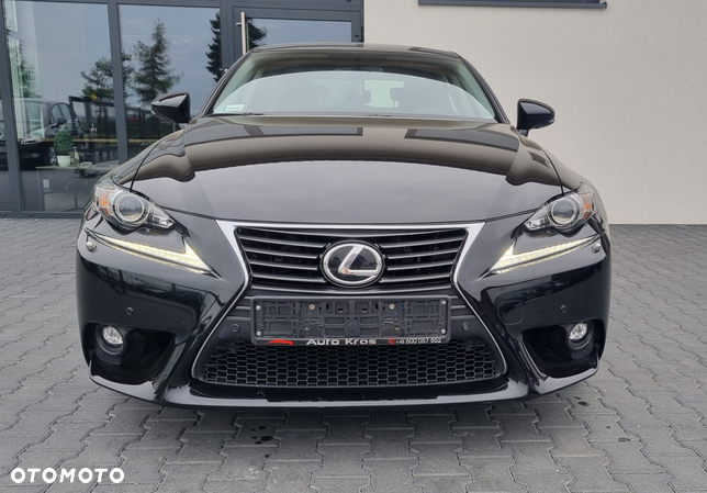 Lexus IS 250 Elegance - 8