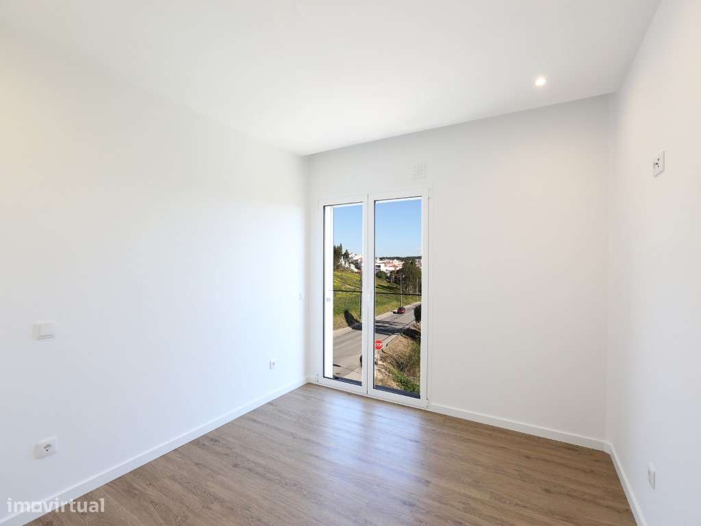 Apartamento T3 Duplex Novo com terraço privado com piscina no Prédi...-17