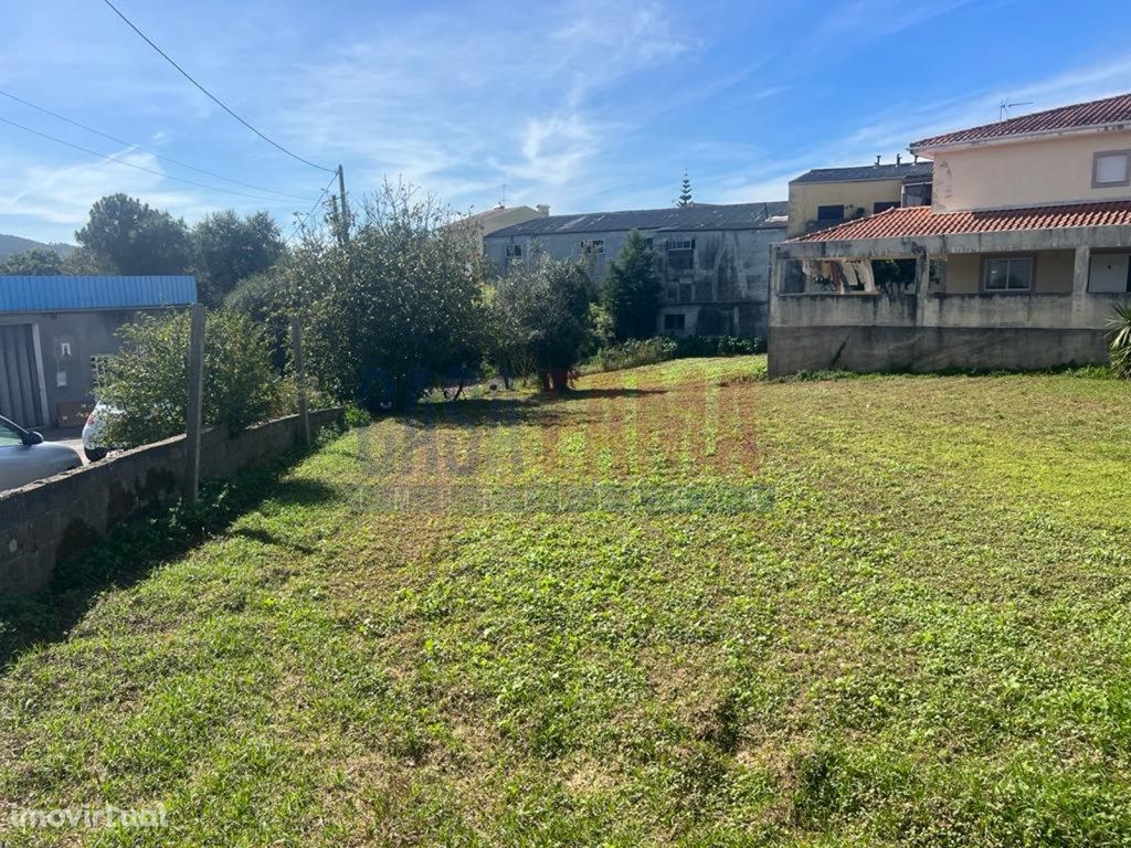 Terreno de construção na Agrela - Santo Tirso