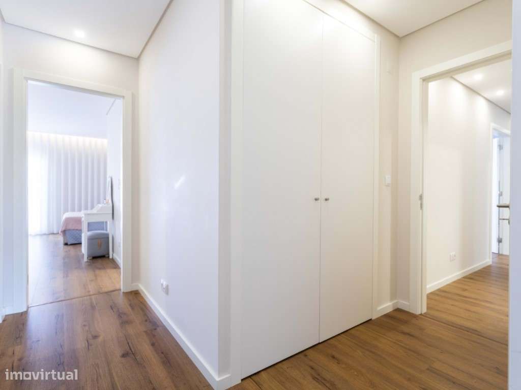 Exclusivo T4 Penthouse de Luxo com 379 m² na Póvoa de Santa Iria.-14