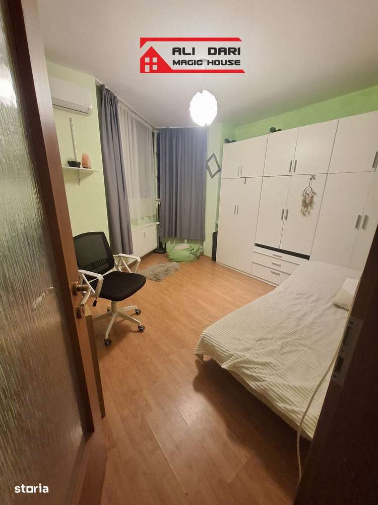 De vânzare apartament de 2 camere + bucătărie Strada Lombului-1